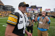 Steelers viajan a Cleveland para duelo de equipos con marca de 2-1 en el último jueves de Rodgers