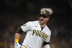 Gavin Sheets pega jonrón como emergente y Padres barren a Cachorros en serie de comodines