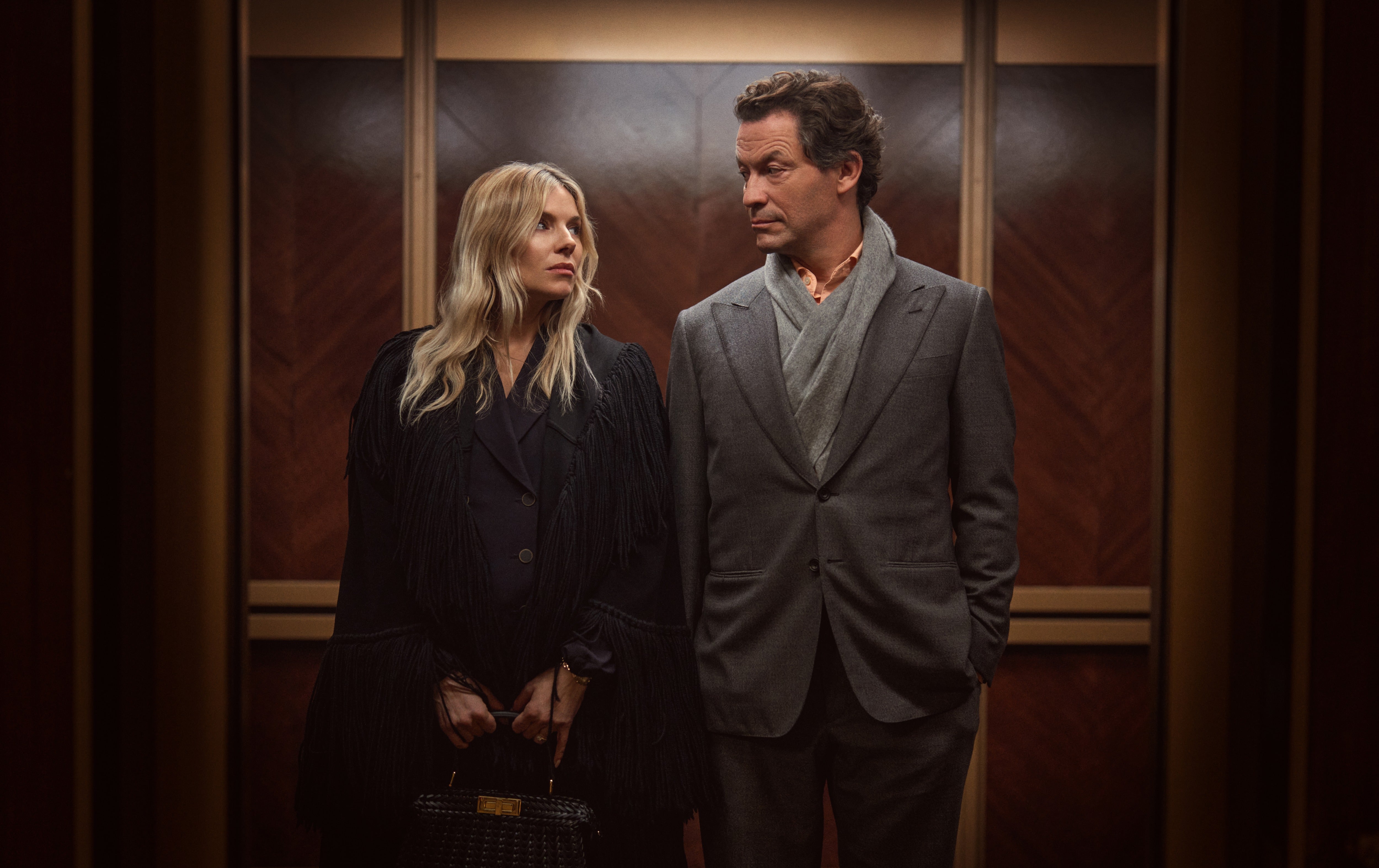 <p>Sienna Miller y Dominic West en ‘Guerra’</p>