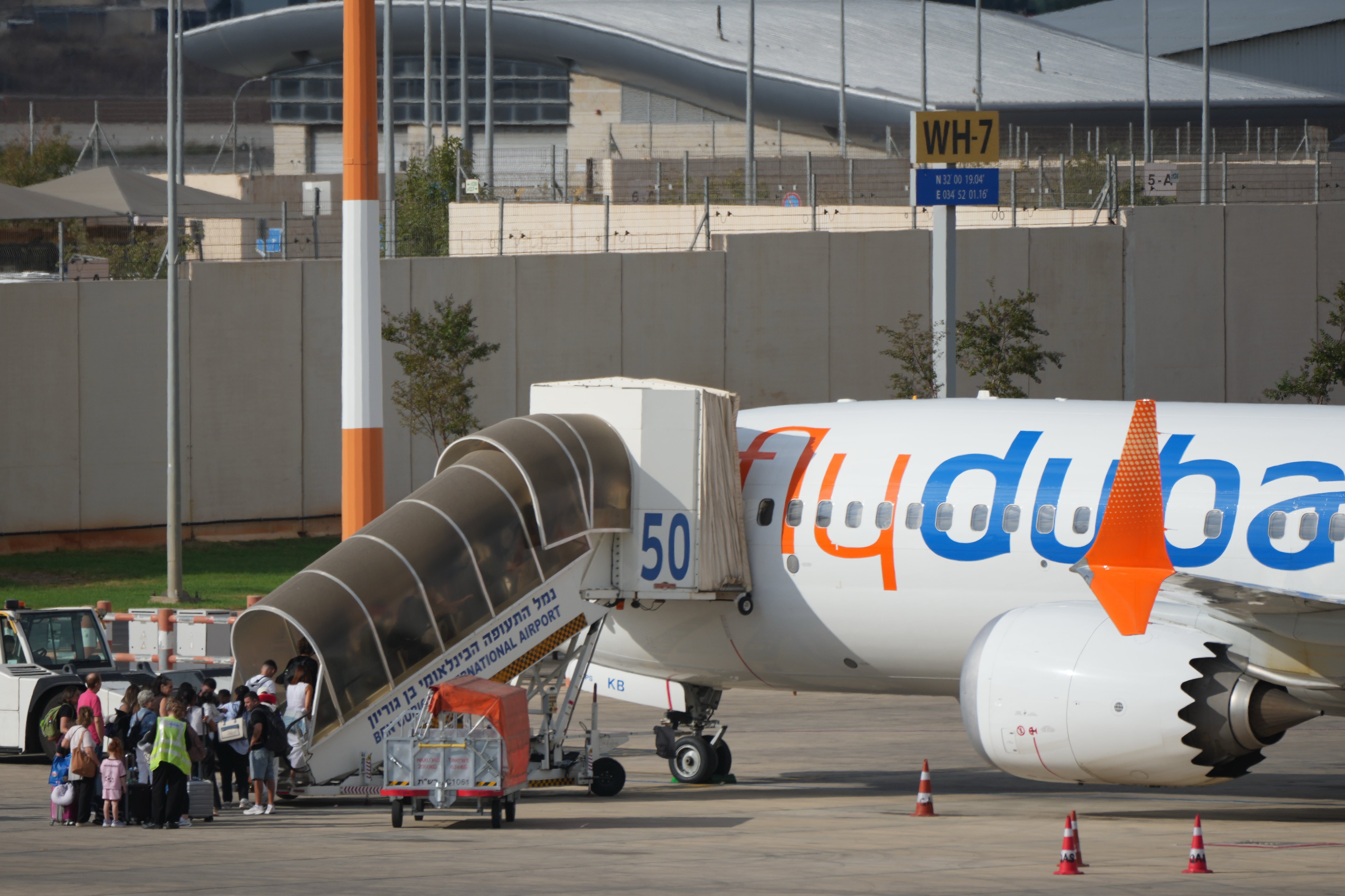 Esto es lo que hay que saber sobre el ataque a un vuelo de FlyDubai con destino a Israel