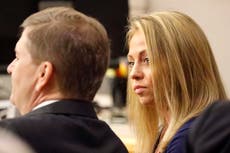 Dan libertad condicional a expolicía de Dallas que mató a hombre negro por confusión de apartamentos
