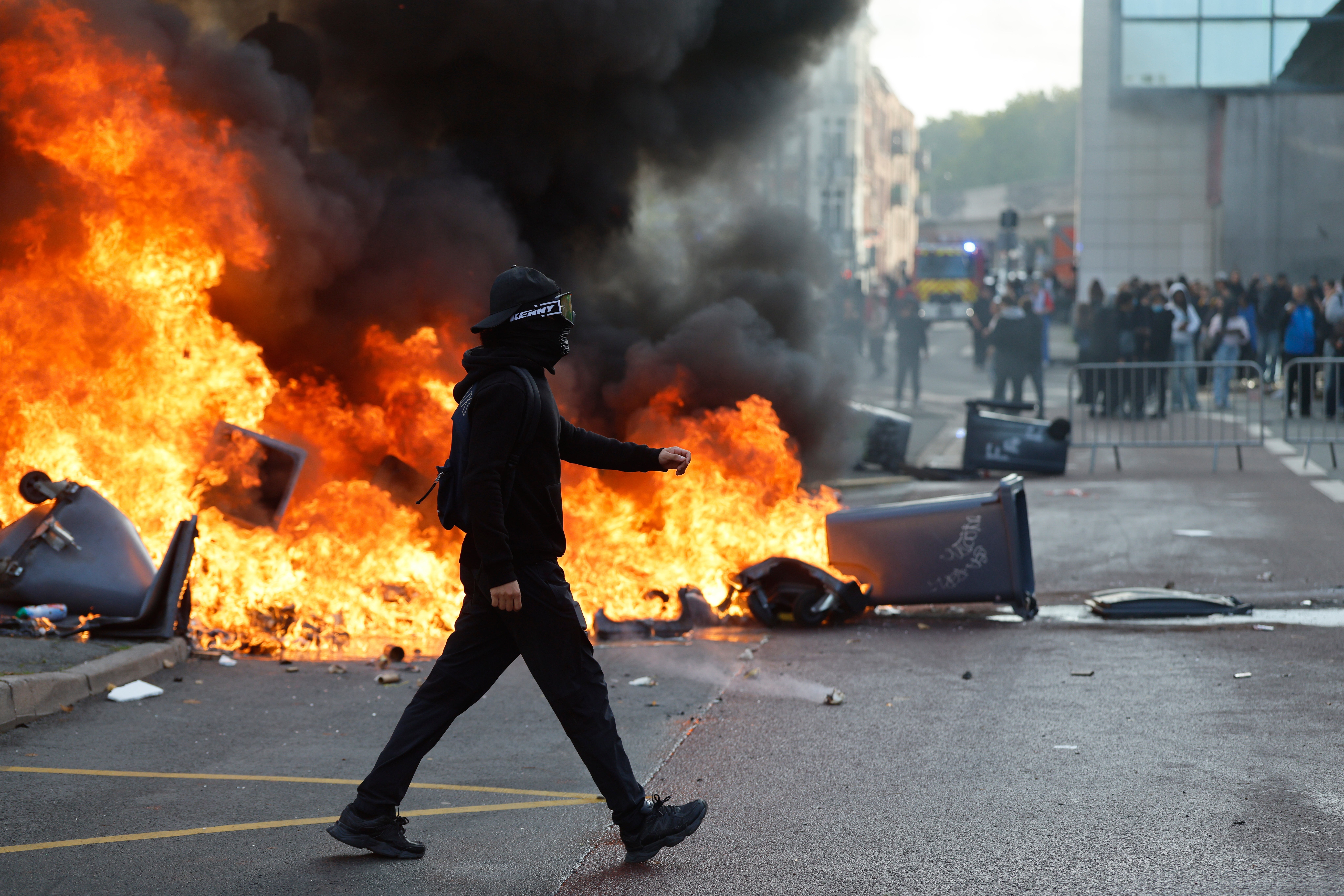 Los disturbios en Francia han alcanzado un nuevo nivel de violencia - Opinión