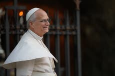 Arzobispo de Buenos Aires advierte que el papa León XIV encontrará una Argentina pobre y dividida