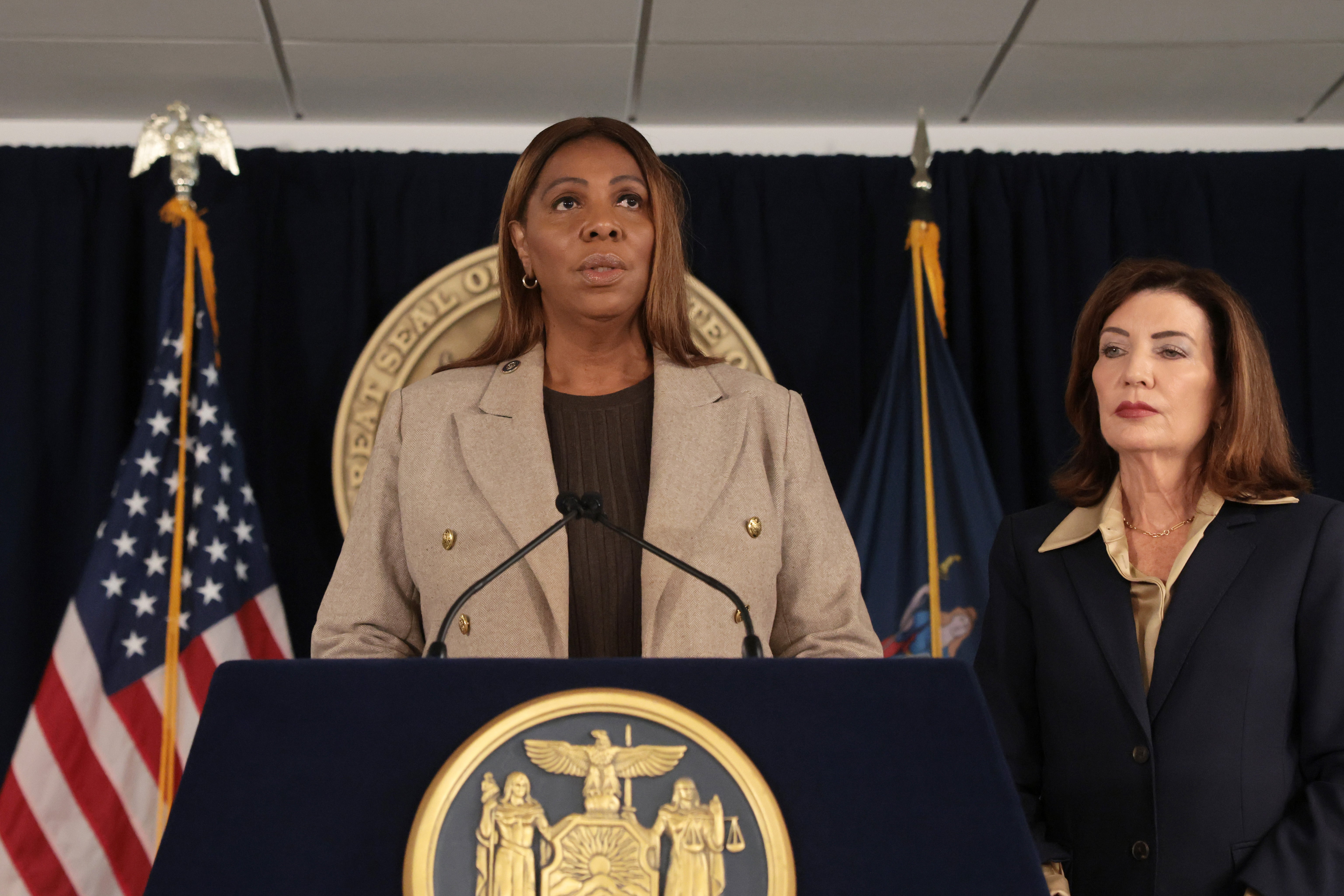 La fiscal general de Nueva York, Letitia James, quien se hará cargo de la investigación sobre la violación de una joven en la Universidad de Cornell, logró que se dictara sentencia contra Donald Trump en 2024