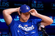 Lesiones de Ohtani persisten en la postemporada y ni él conoce la causa