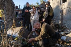 Rusia ataca puente en el norte de Kiev en nueva táctica para paralizar la capital de Ucrania