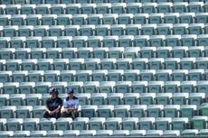 El sofocante calor marca el Juego 1 de la serie divisional entre Dodgers y Bravos