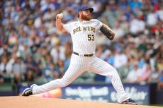 Brandon Woodruff no descarta volver a lanzar en la Serie Mundial si avanzan los Cerveceros