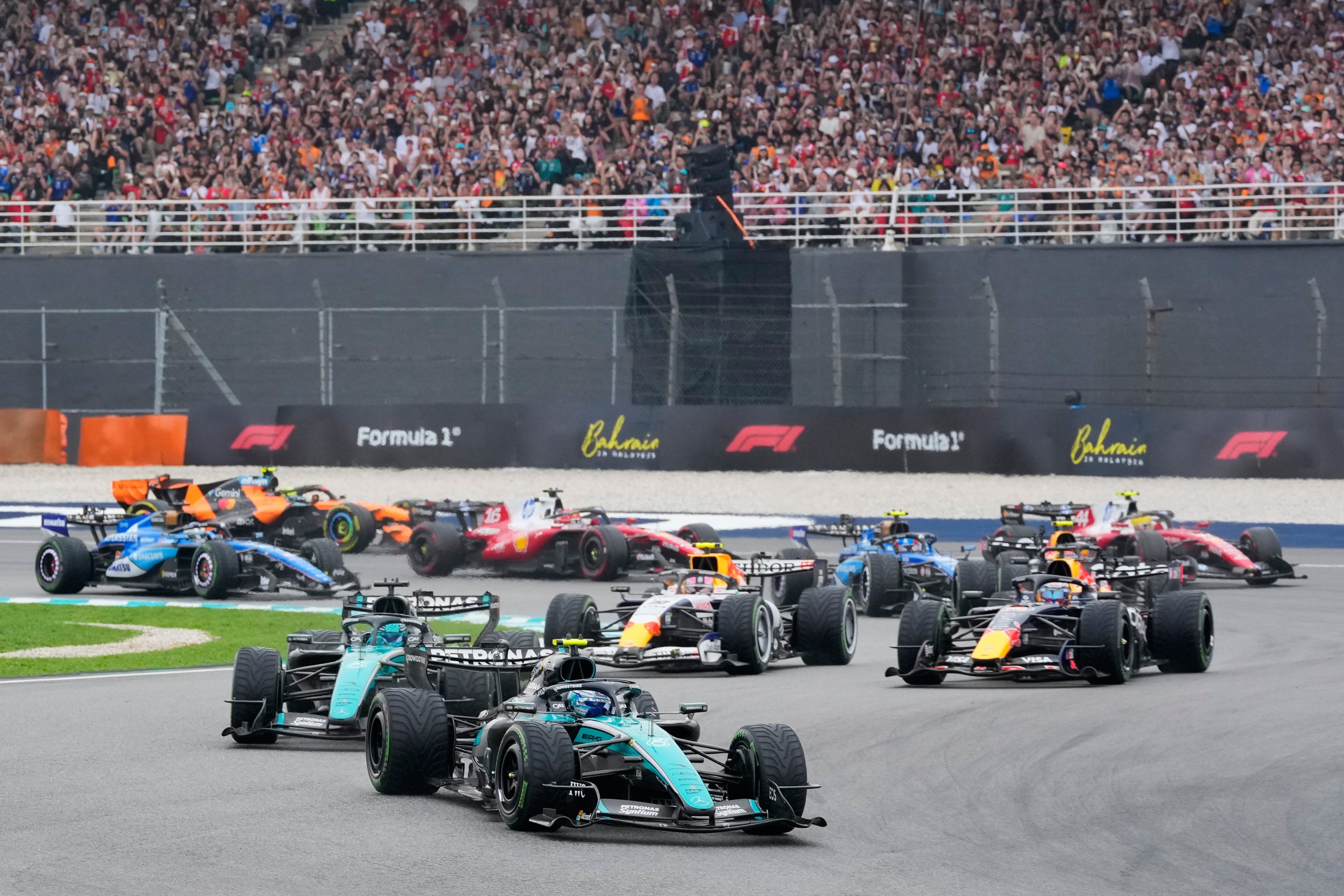 Verstappen: La F1 debe aprender tras el retraso por software en Sepang
