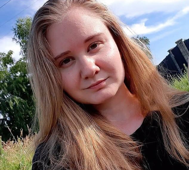 Los médicos creyeron en un principio que Darya Shipilova tenía coronavirus, pero su estado se deterioró con rapidez y tuvo que ser conectada a un respirador