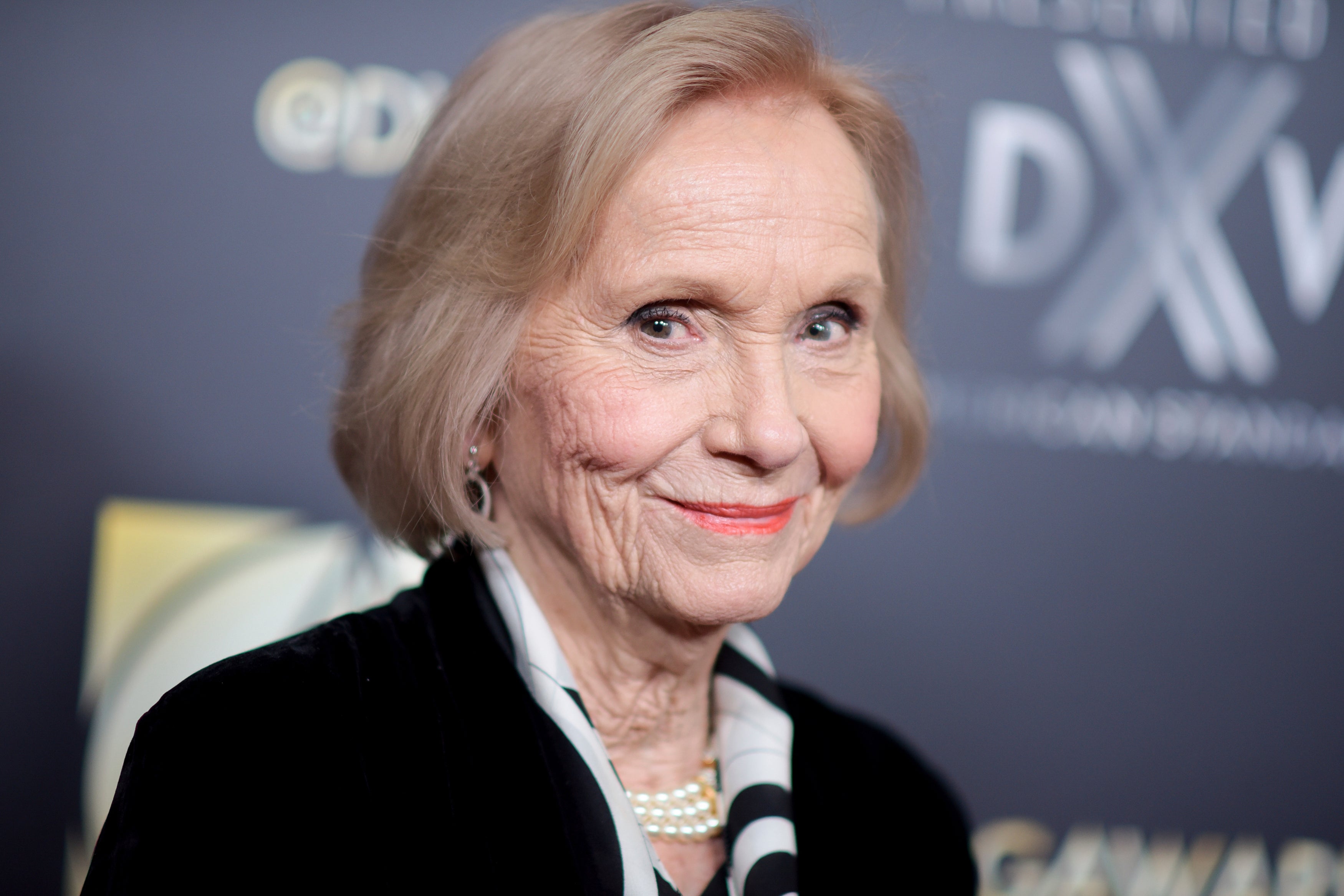 EVA MARIE SAINT-DECESO