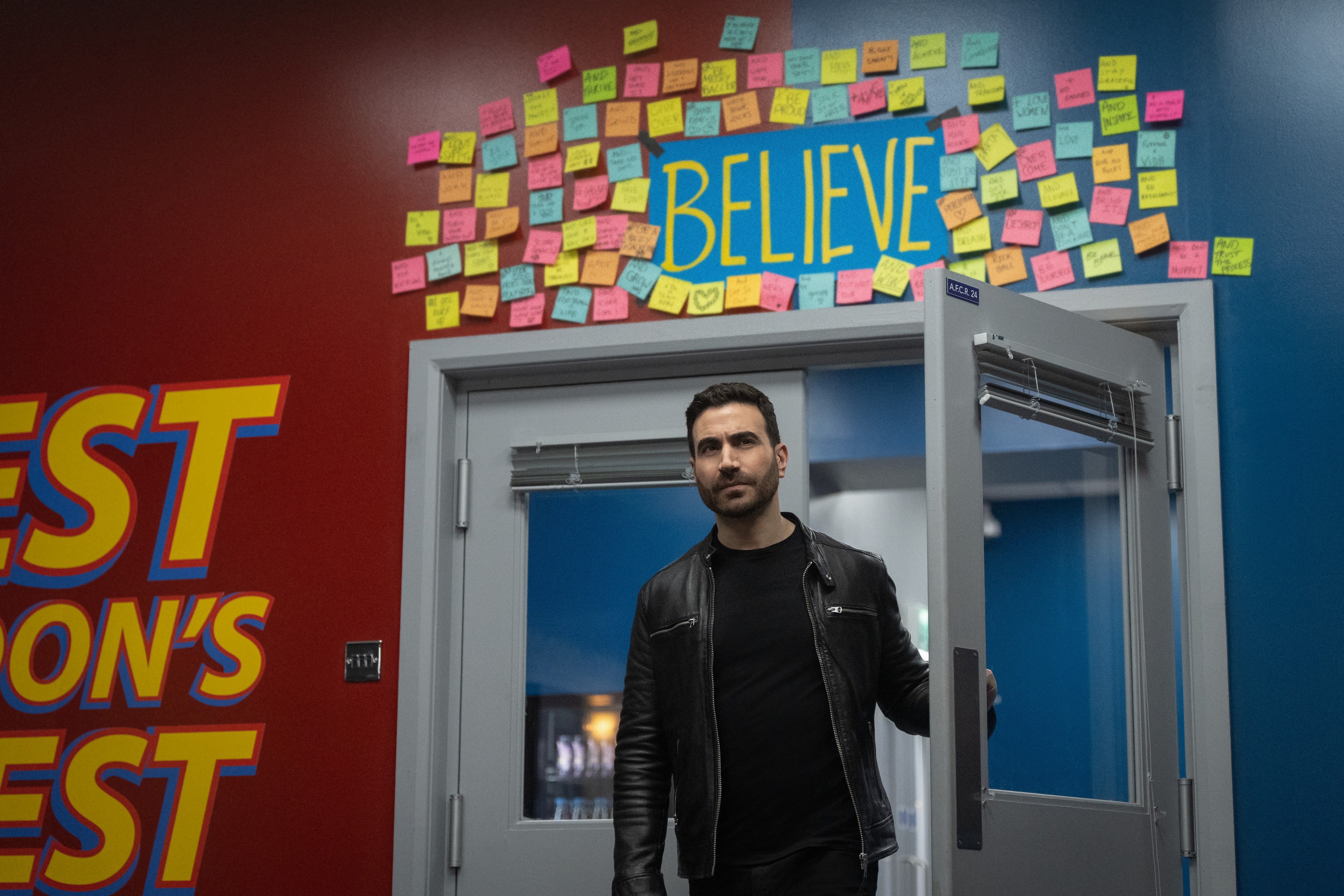 Roy Kent (Brett Goldstein) descubre que será padre y consigue un nuevo trabajo en el Chelsea al final de la cuarta temporada de ‘Ted Lasso’