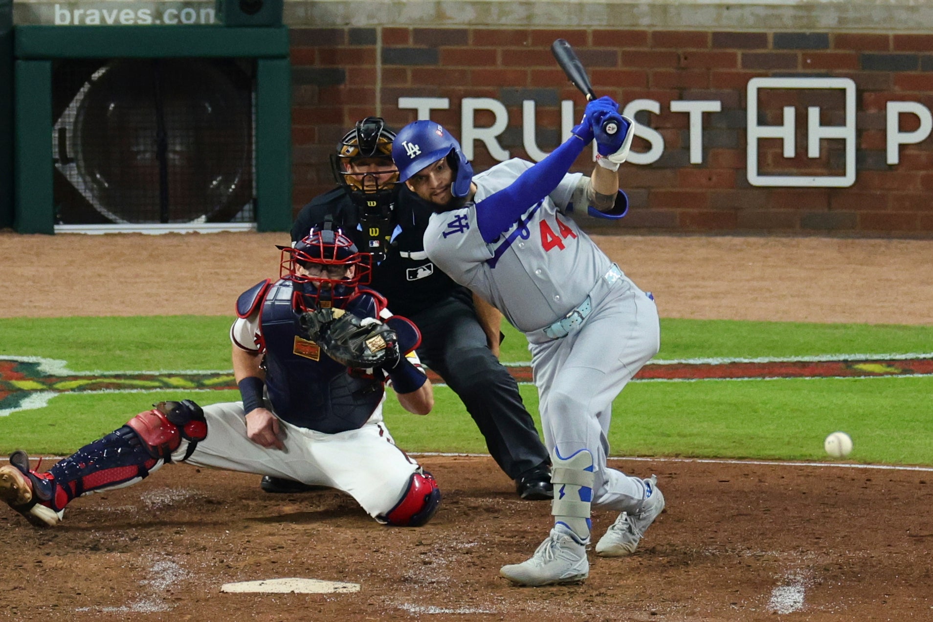 DODGERS BRAVOS