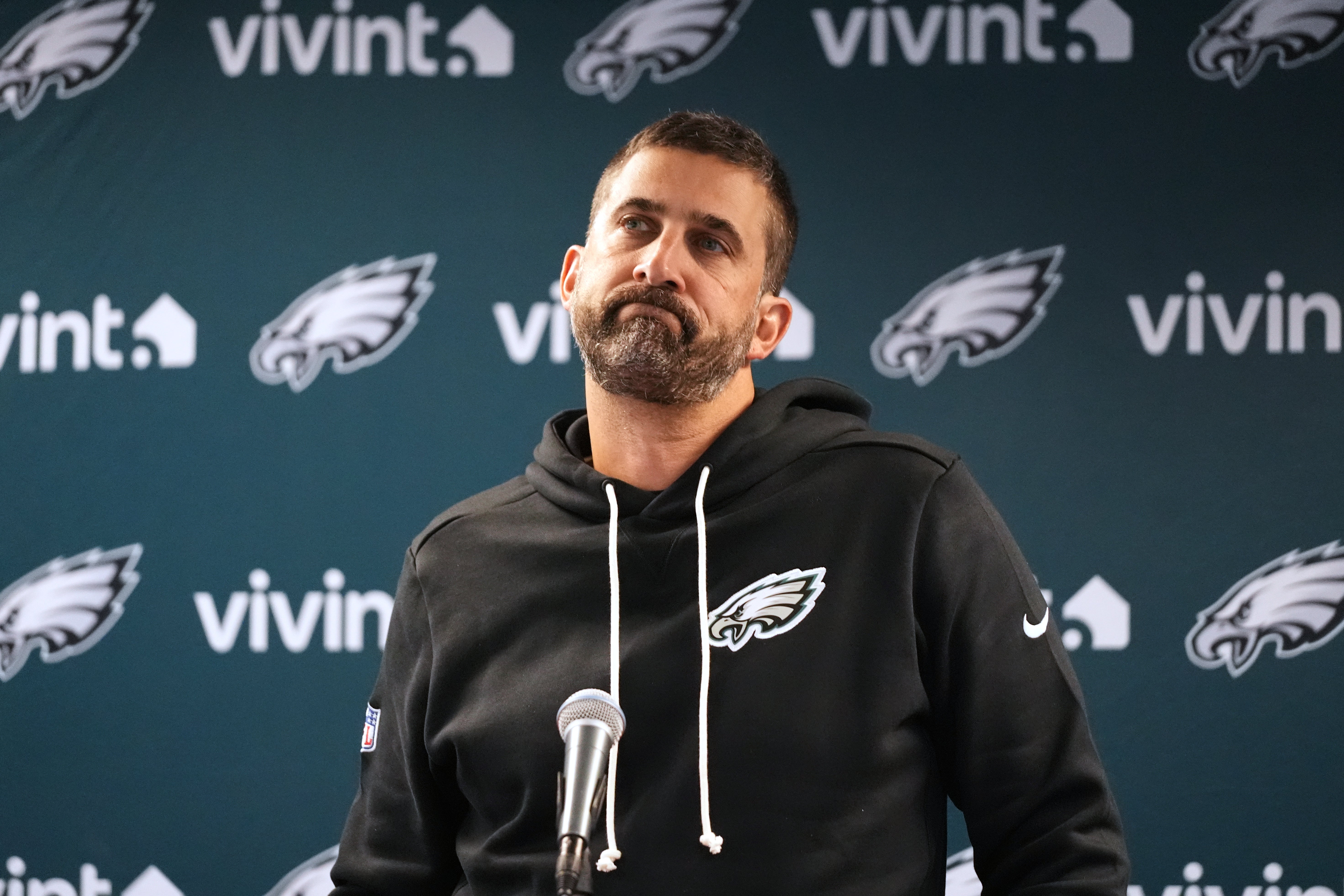 EAGLES-EN PROBLEMAS