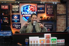 Programa radial en español refleja frustración de votantes hispanos en Pensilvania
