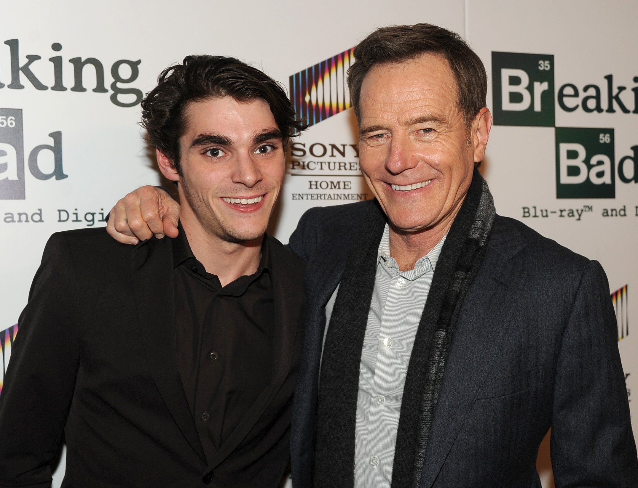 Muerte de R. J. Mitte: Bryan Cranston encabeza los homenajes de ‘Breaking Bad’