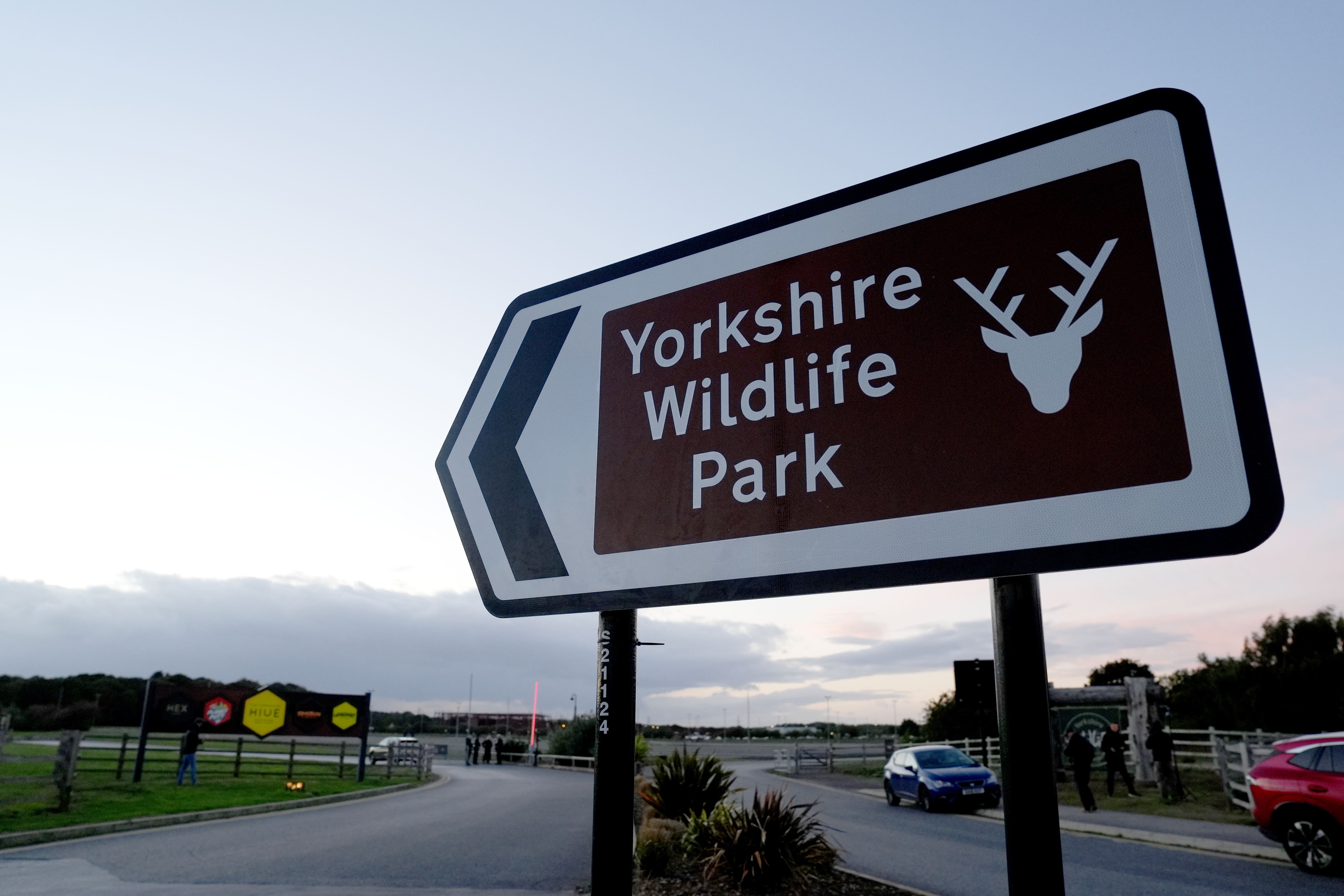 Un cartel a la entrada del Yorkshire Wildlife Park, en Doncaster