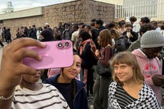 Greta Thunberg apoya protestas de estudiantes franceses por escuelas deterioradas