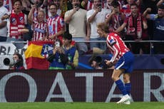 Barrios marca en menos de un minuto con el Atlético y honra a Koke tras muerte de su madre