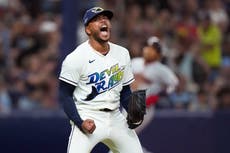 Peralta y Hicks impulsan victoria 3-1 de Rays ante Guardianes para igualar la Serie de Campeonato