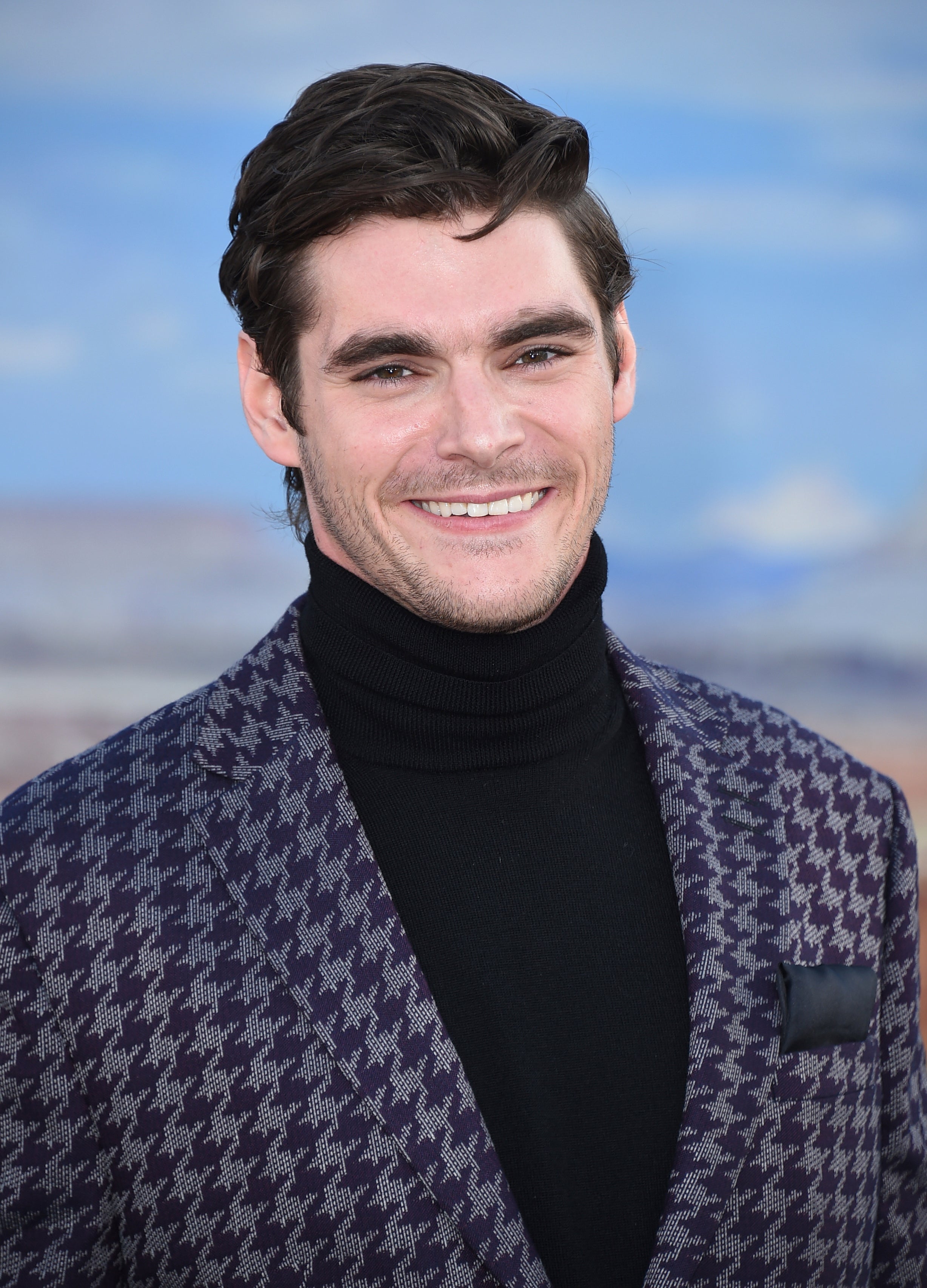RJ MITTE-DECESO