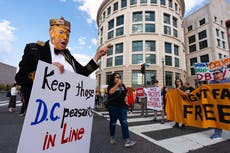 Jueces de apelaciones cuestionan al gobierno por despliegue de la Guardia Nacional en Washington, DC