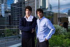 Los Javis irrumpen en el cine mundial con "La Bola Negra". Podría dar un Oscar a Netflix