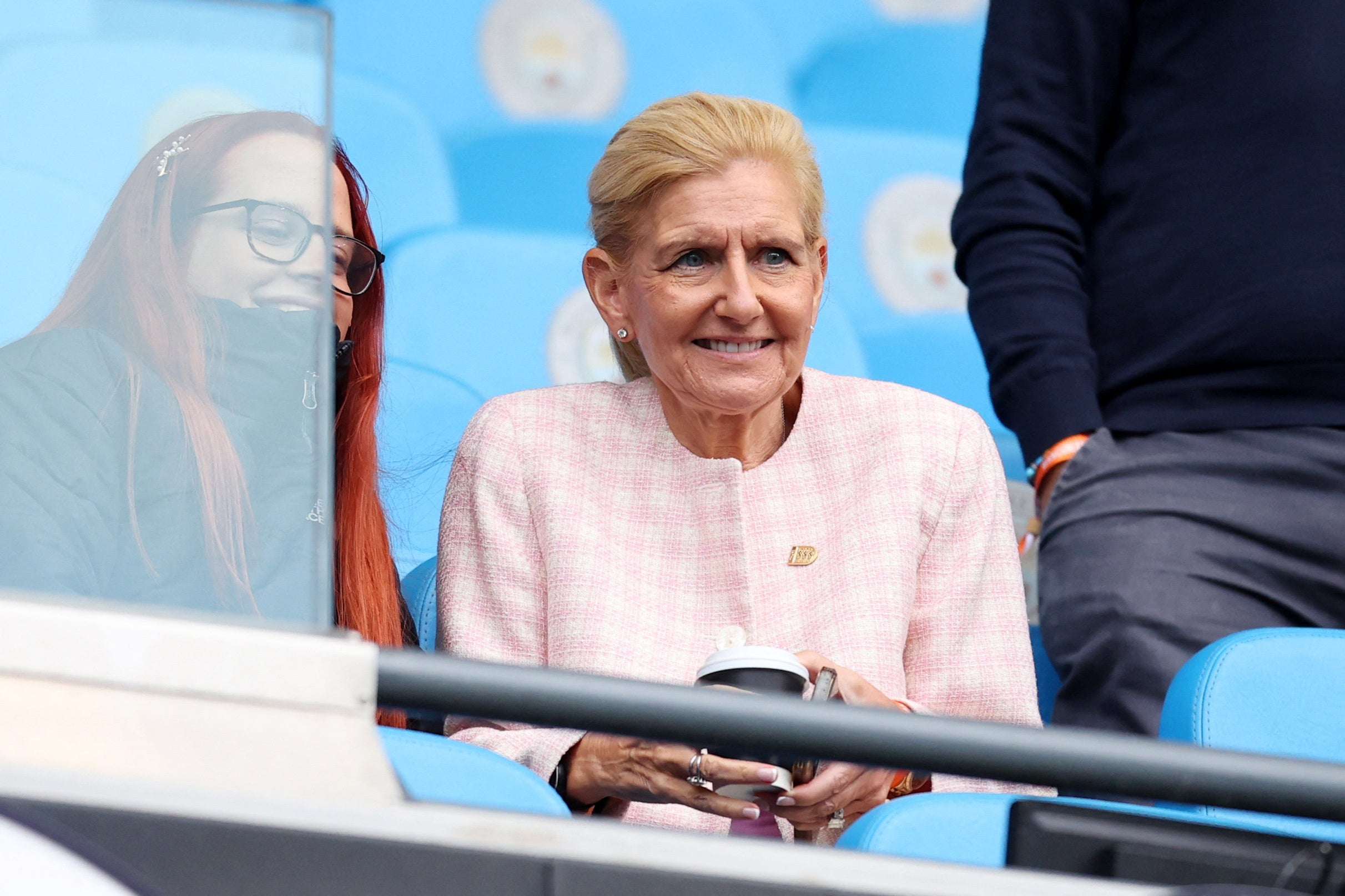 La presidenta de la FA, Debbie Hewitt, cree que Infantino lamenta profundamente sus actos