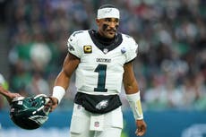 Eagles descartan al quarterback Jalen Hurts para el domingo ante Carolina