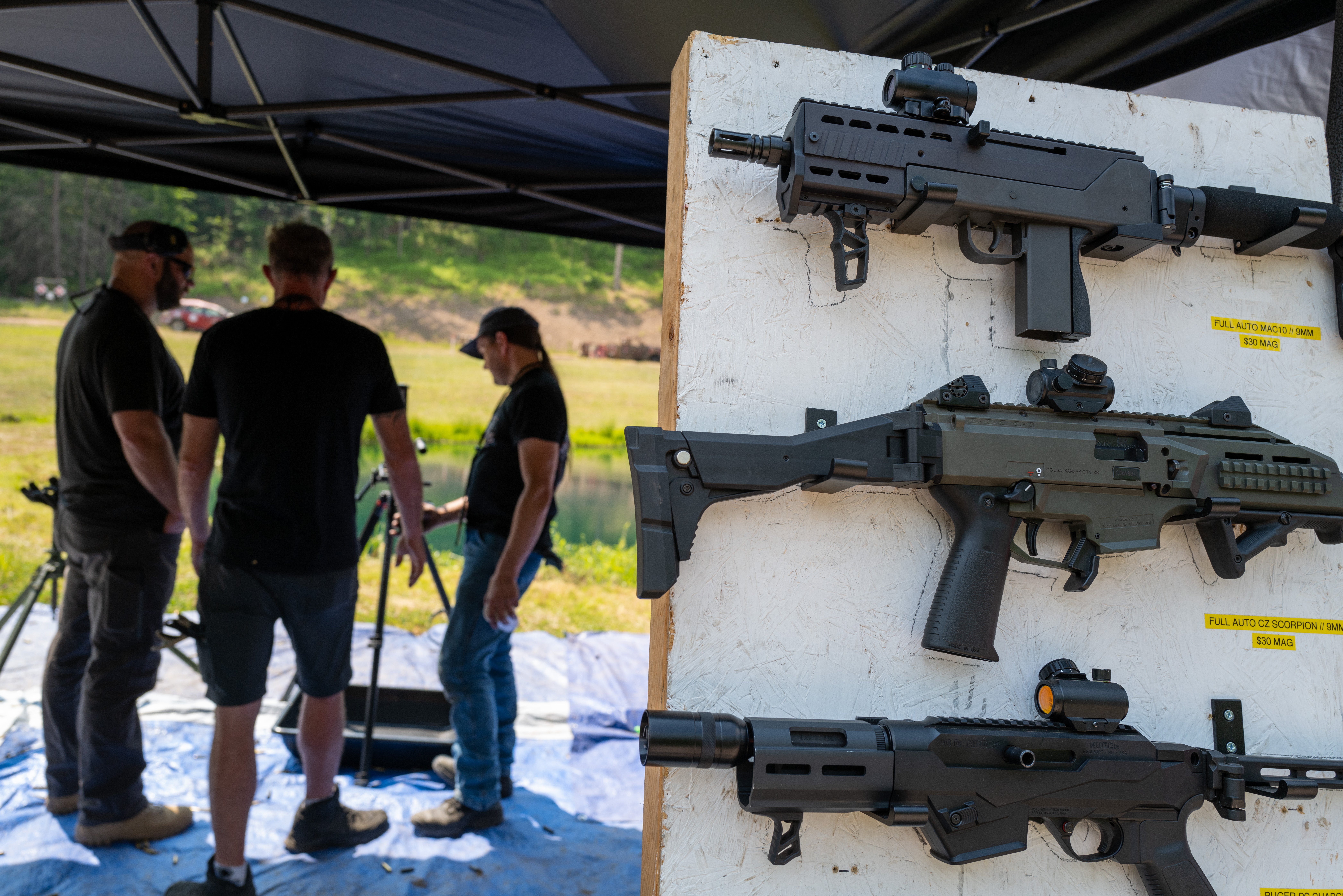 En los primeros seis meses de 2026, los comerciantes de armas estadounidenses y los particulares vendieron aproximadamente 7,7 millones de armas
