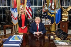 Arremeten contra Katie Zacharia por foto “retocada” de su familia en la Oficina Oval
