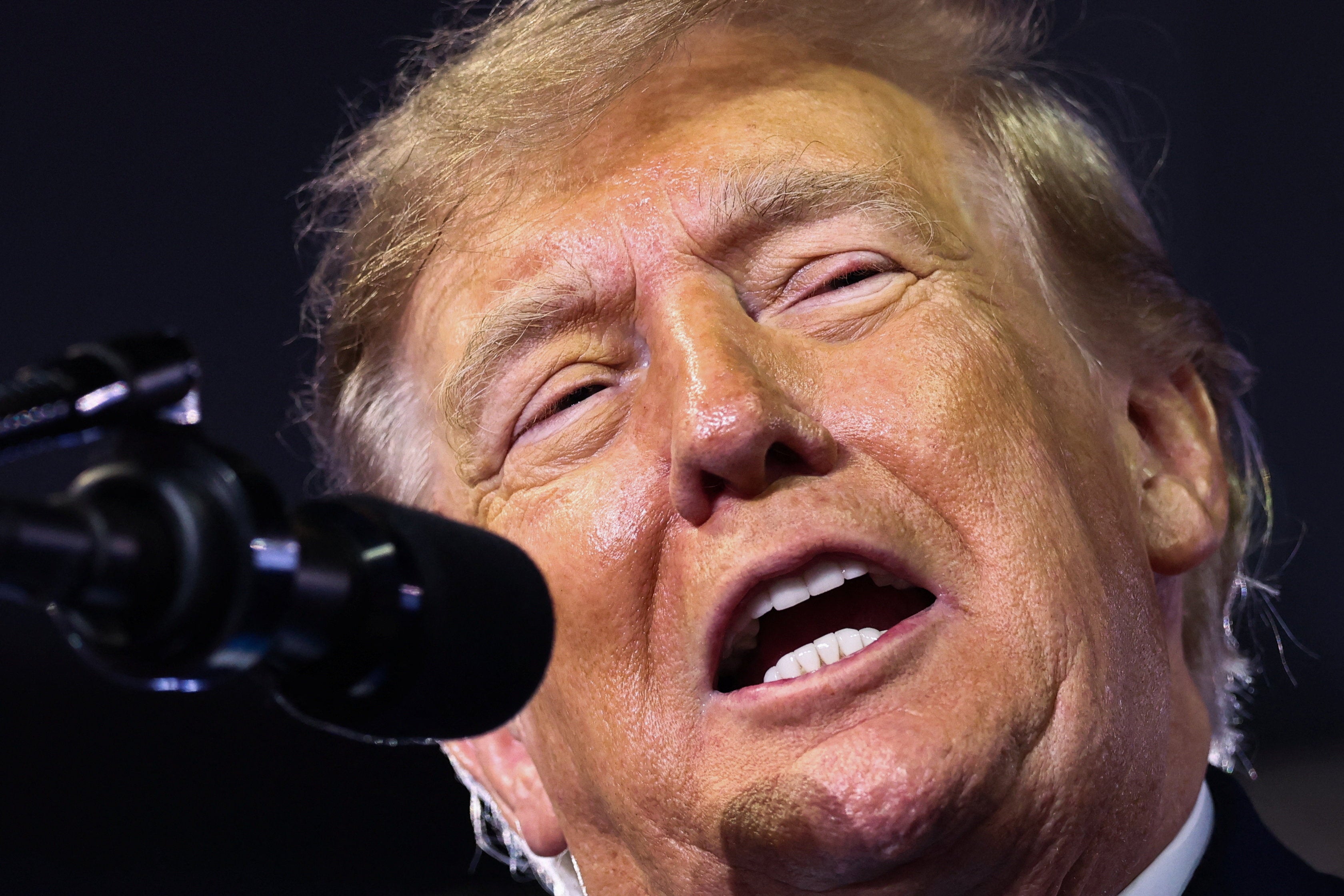 El médico personal de Donald Trump debe permanecer en todo momento a no más de tres minutos de distancia del presidente, según un informe de ‘The Wall Street Journal’