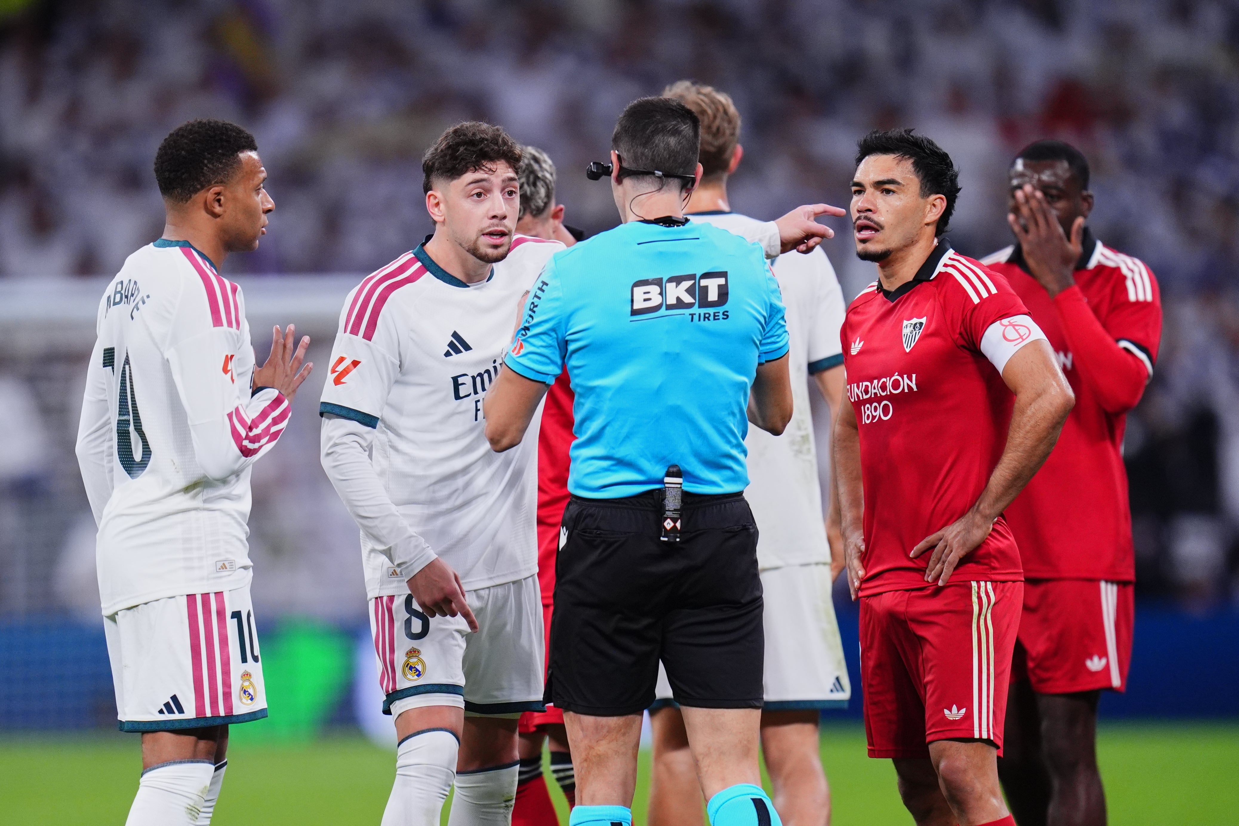 REAL MADRID-ÁRBITROS