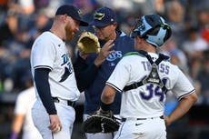 Kyle Snyder, el coach de pitcheo de los Rays que es un experto en renacer lanzadores