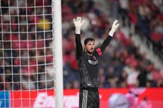 Bürki, arquero de St. Louis City, está consciente tras duro golpe en la cabeza durante fial de copa