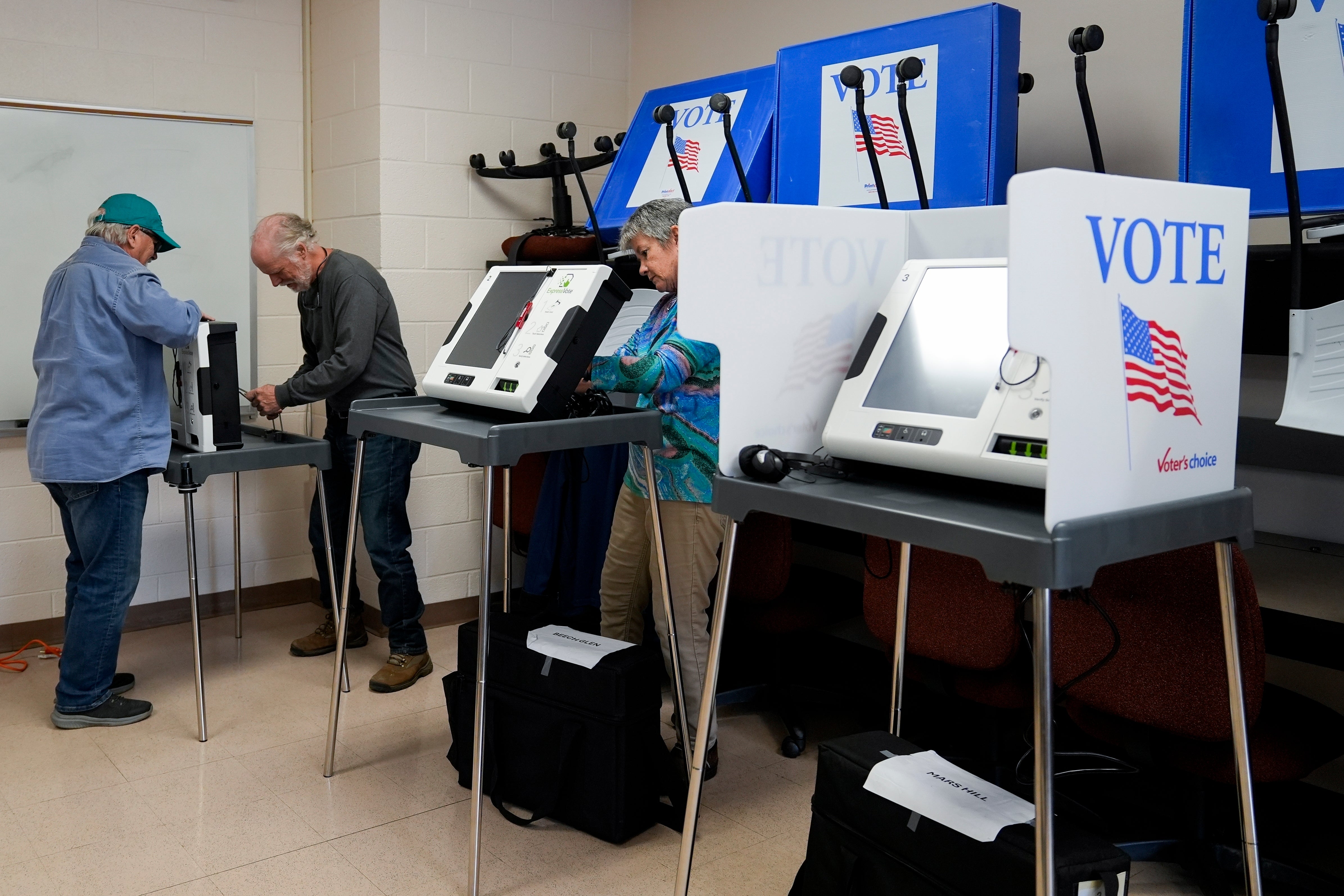 EEUU-ELECCIONES-MÁQUINAS DE VOTACIÓN