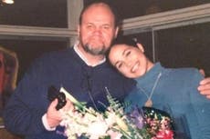 Investigan computadora del padre de Meghan Markle por material de abuso infantil
