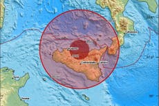Italia emite alerta de tsunami tras 12 terremotos frente a sus costas