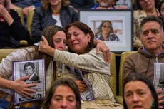 Argentina identifica restos de desaparecidos por la dictadura hace 50 años