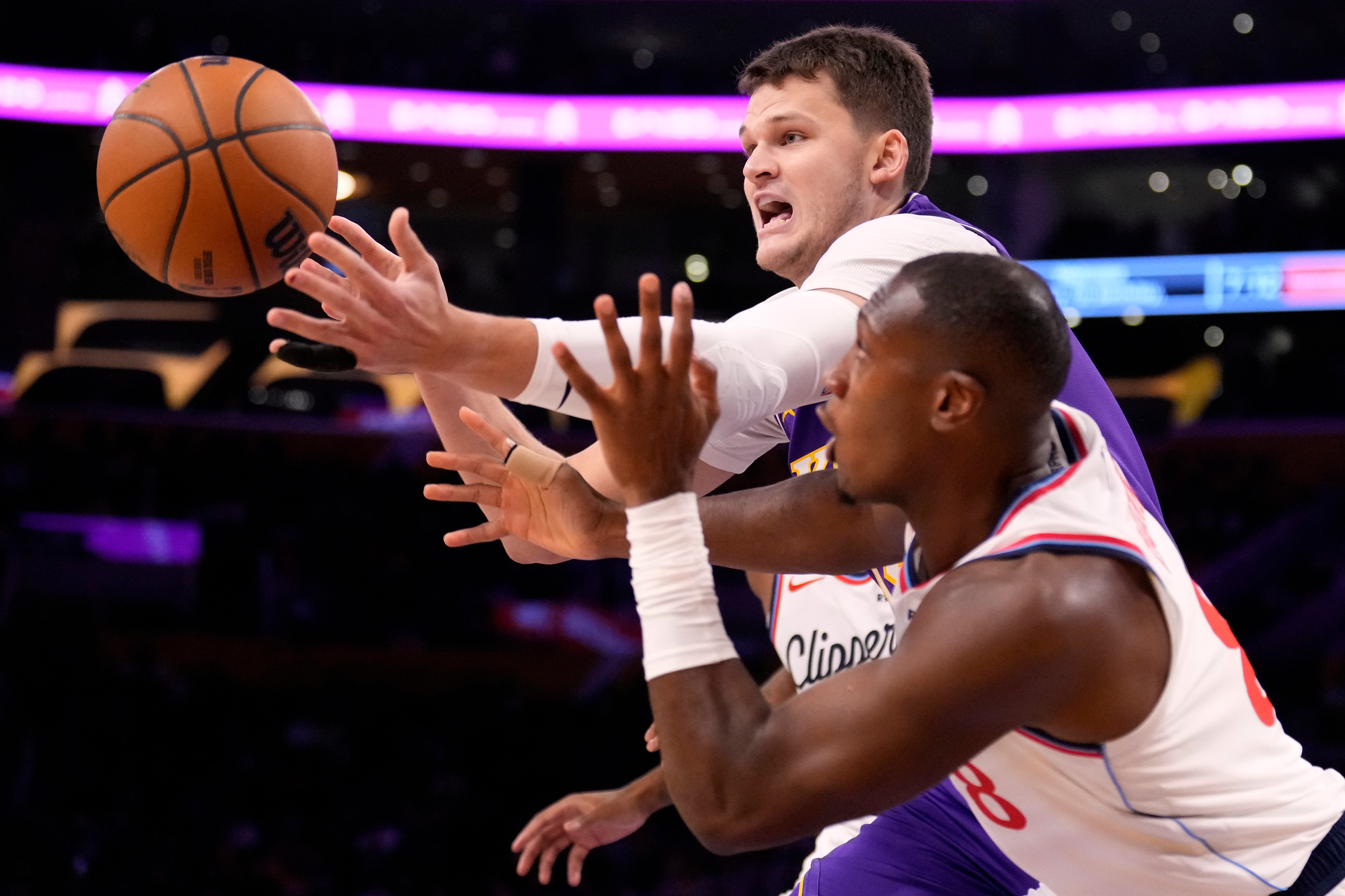 CLIPPERS-LAKERS