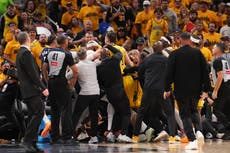 Cooper Flagg, de Mavericks, se pierde juego ante Spurs por esguince en hombro izquierdo