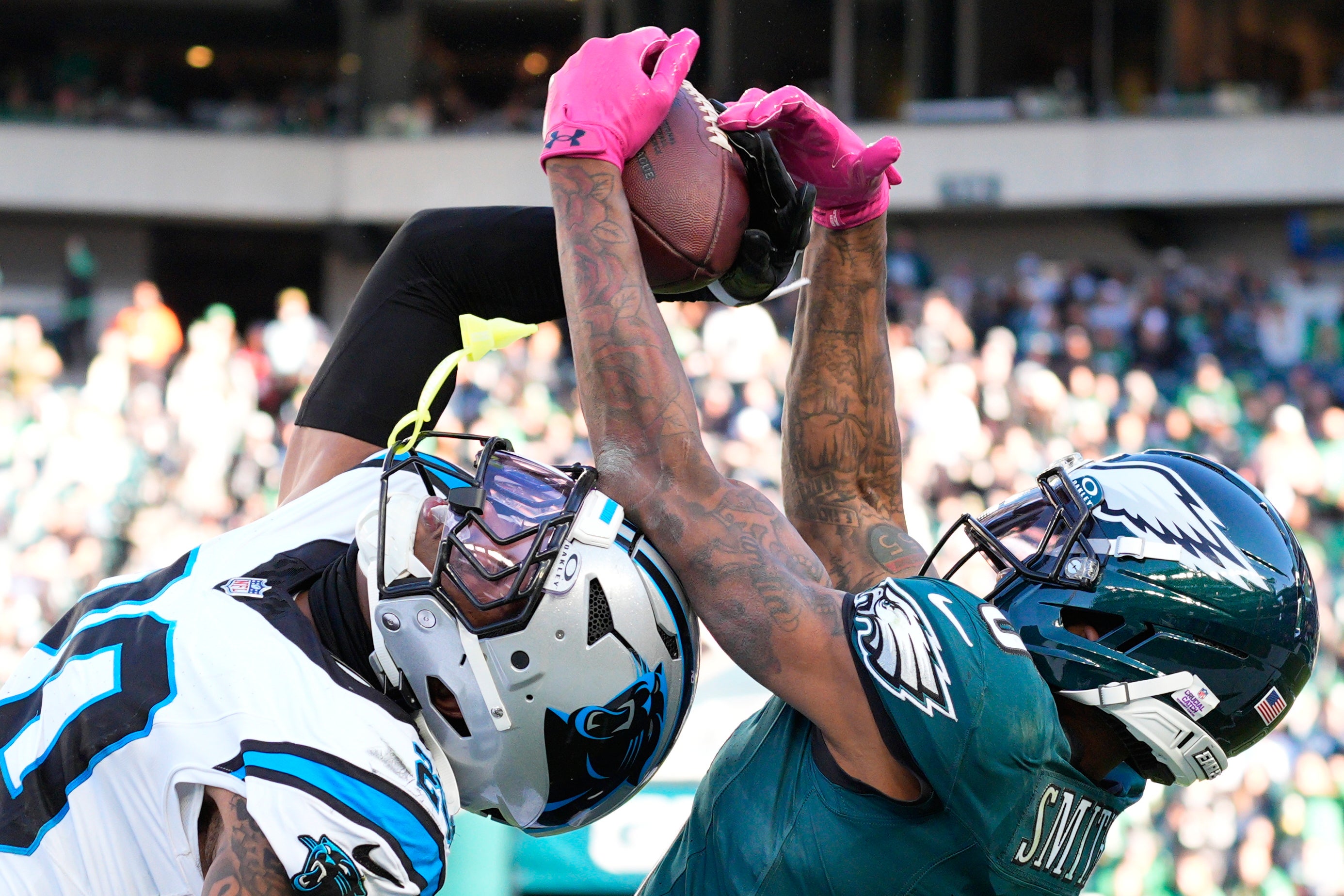 Eagles con bajas ante Dallas; DeVonta Smith vuelve a ausentarse por lesión de isquiotibial
