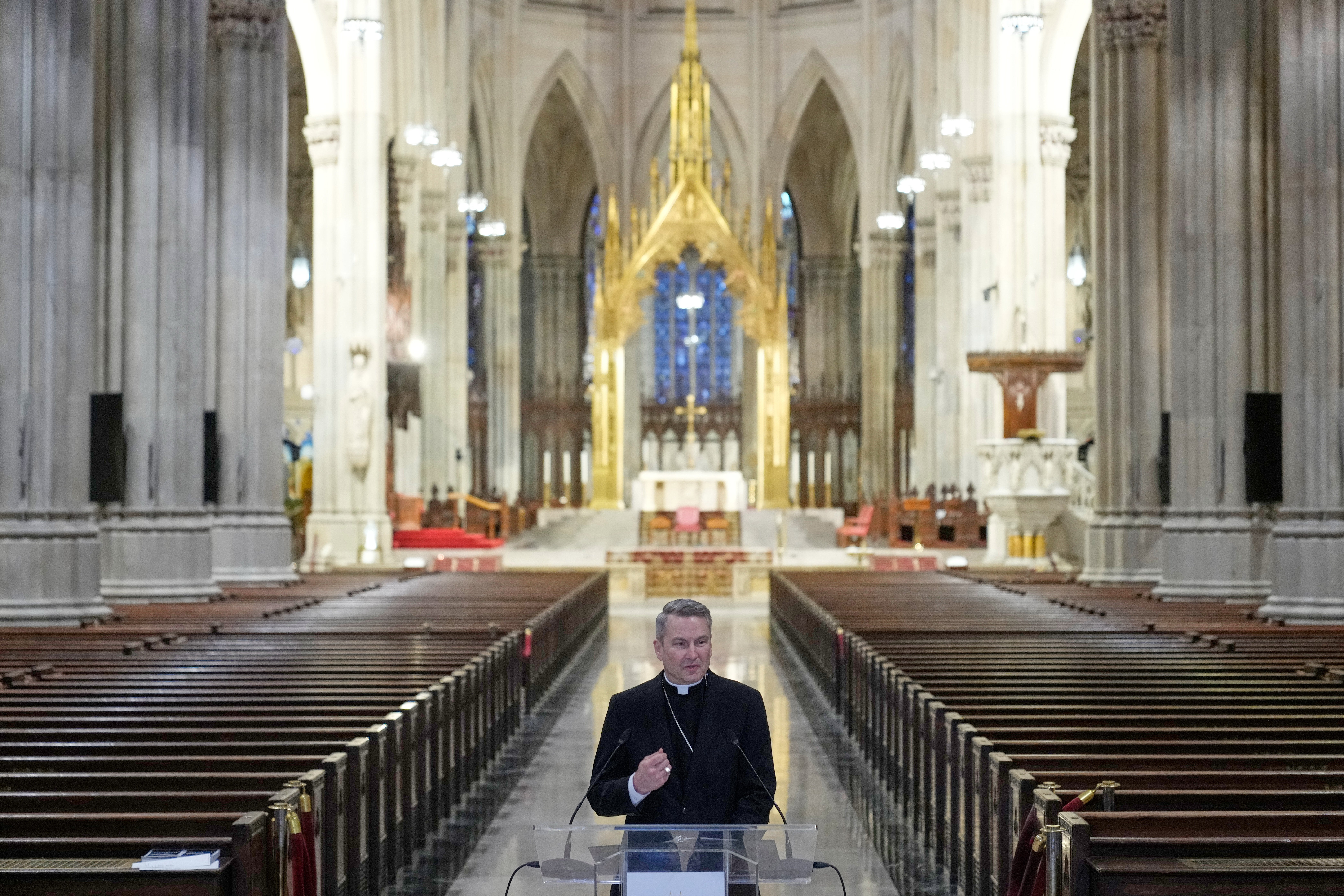 NY-ABUSO SACERDOTAL