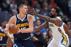 Jokic logra triple-doble, Murray anota 42 puntos y Nuggets superan a Pelicans