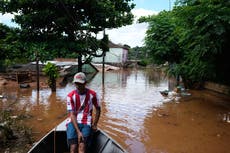 Crecida de ríos por El Niño obliga a casi 2.000 evacuaciones en provincias de Argentina