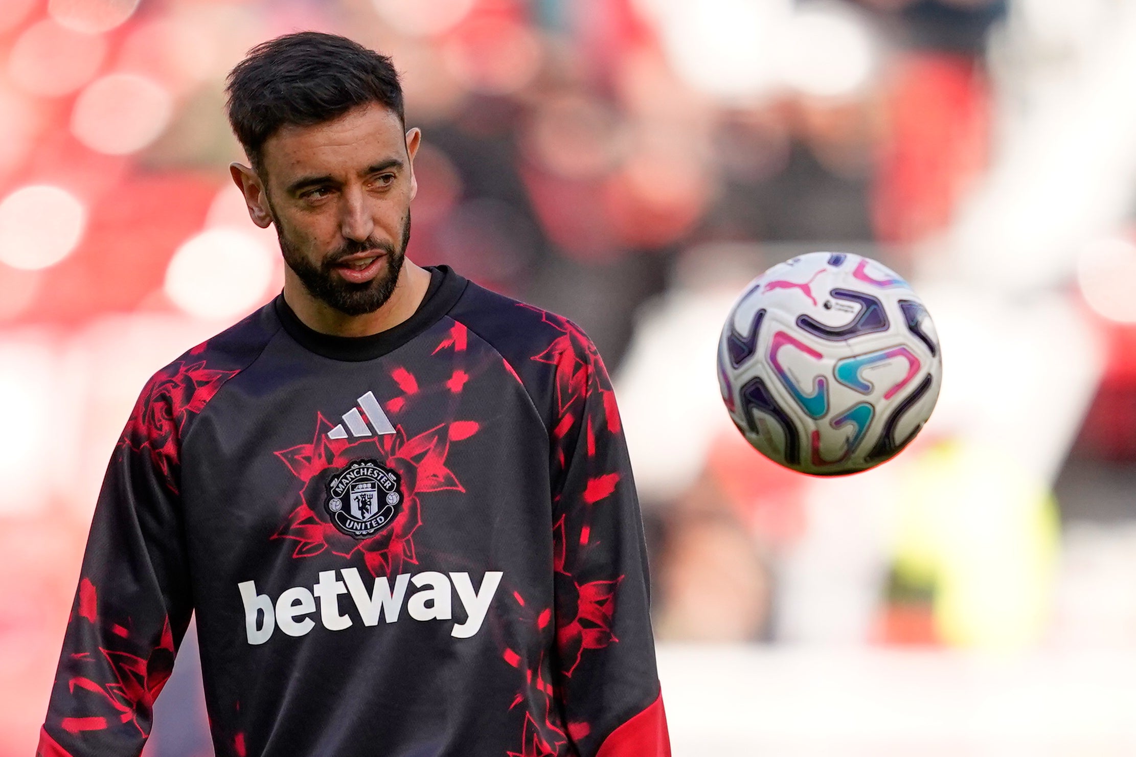 Carrick deja fuera a Bruno Fernandes en la última humillación del Man United