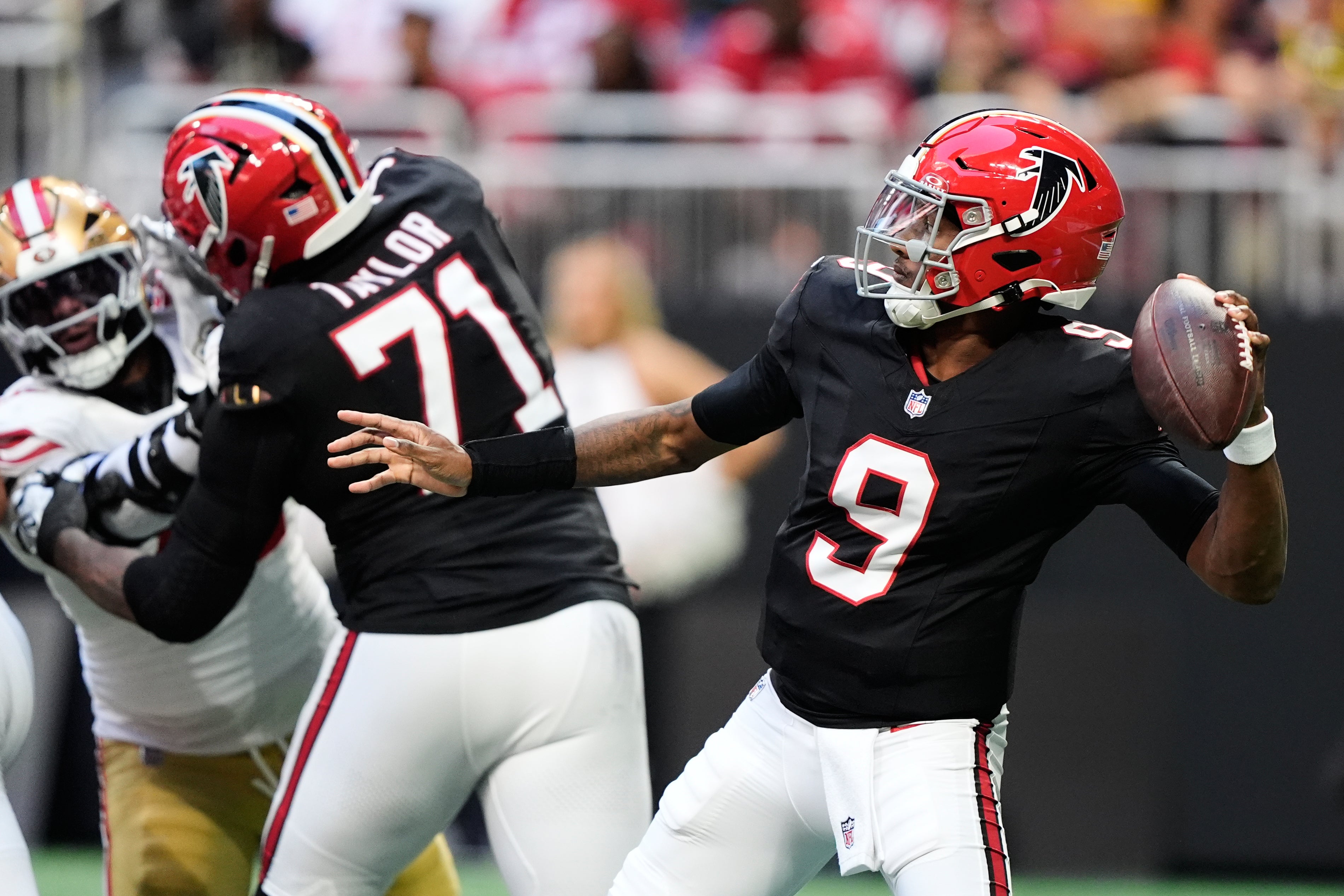 Falcons vencen 29-20 a los 49ers que sufren su primera derrota de la temporada