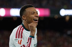 Doblete de Mbappé le da la victoria al Madrid frente al Barça en el clásico