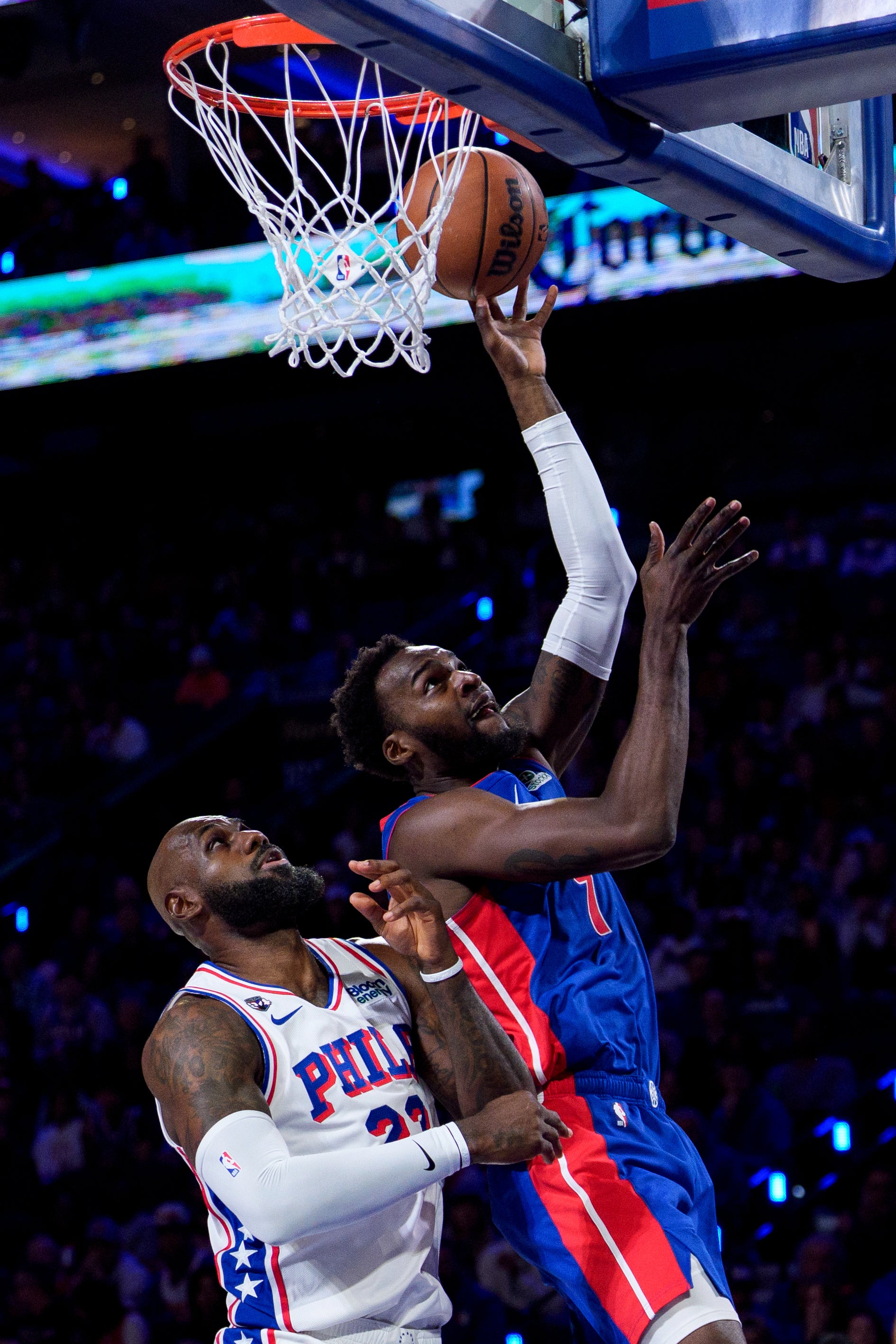 PISTONS-76ERS