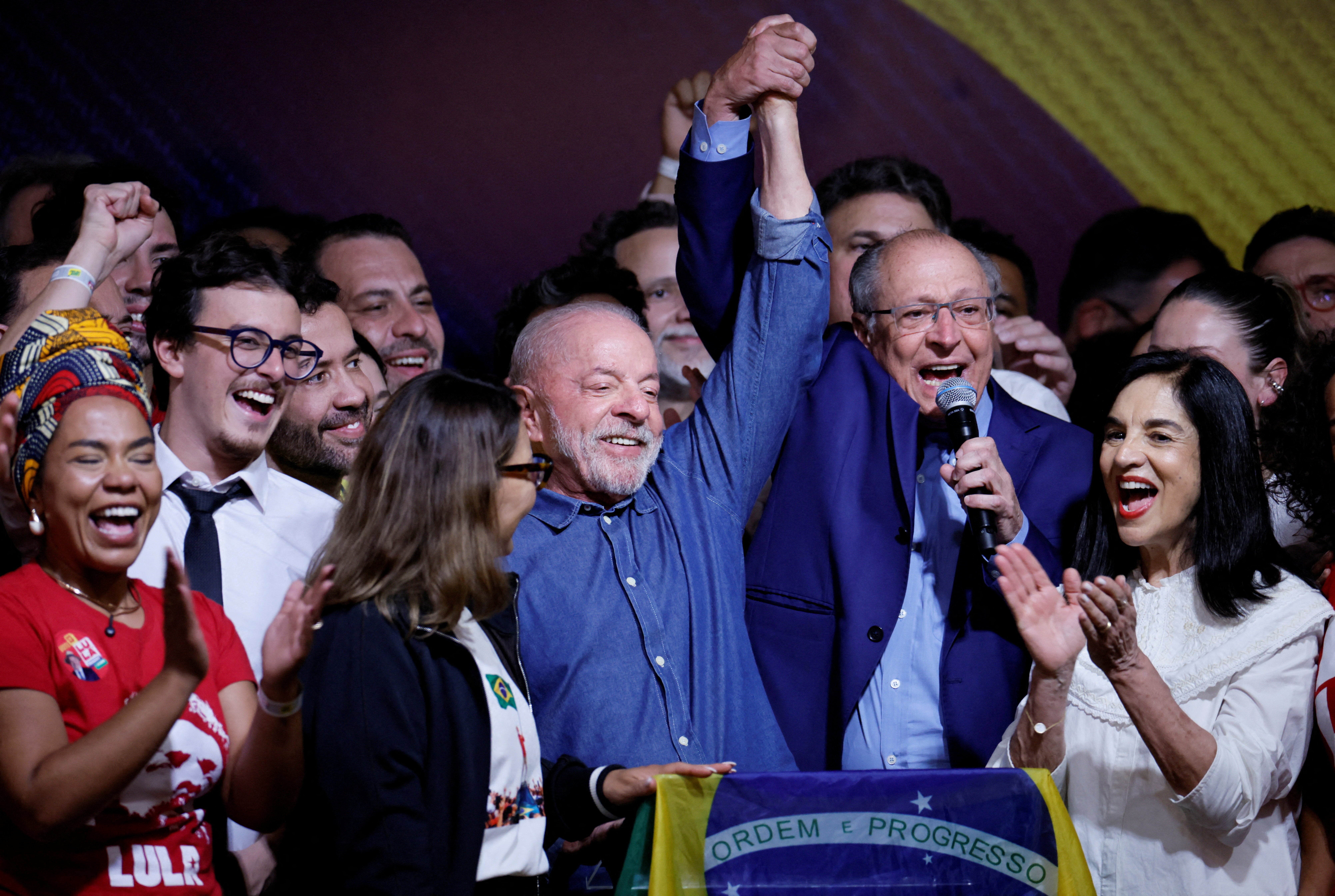 Lula había quedado por detrás de Bolsonaro en la primera vuelta, pero logró convencer a los votantes para que lo apoyaran en la segunda vuelta